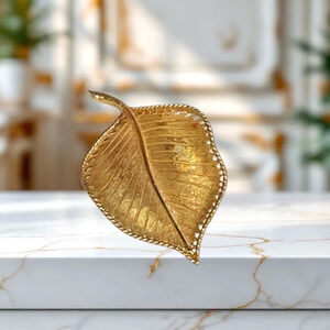 Vintage B.S.K. Gold Tone Metal Leaf Shaped Brooch Pin